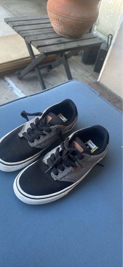 Boys or men vans