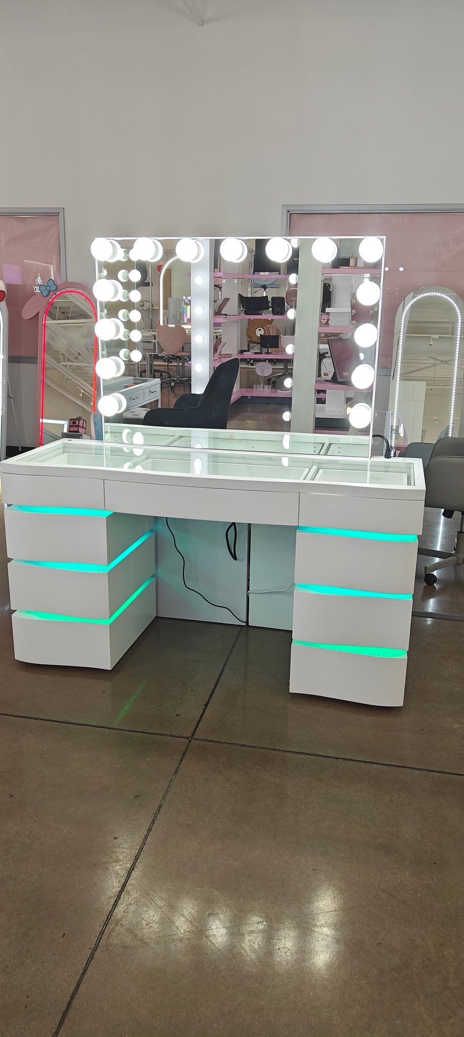 White Vanity Set w/ Bluetooth 
