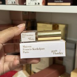 5ml Maison Francis gentle fluidity travel spray FIRM PRICE 💕
