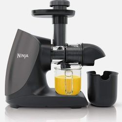 Ninja JC101 Cold Press Pro Compact Powerful Slow Juicer with Total Pulp Control ( Exprimidor De Naranjas)