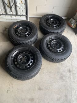 14” Snow Tires 185/70 R 14