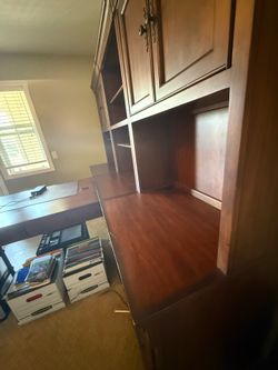 Beautiful Executive Desk Customizable