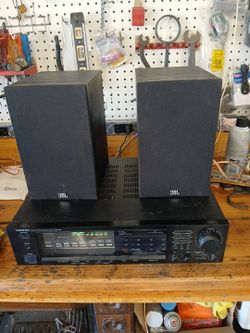 JBL Loft 40 bookshelf speakers