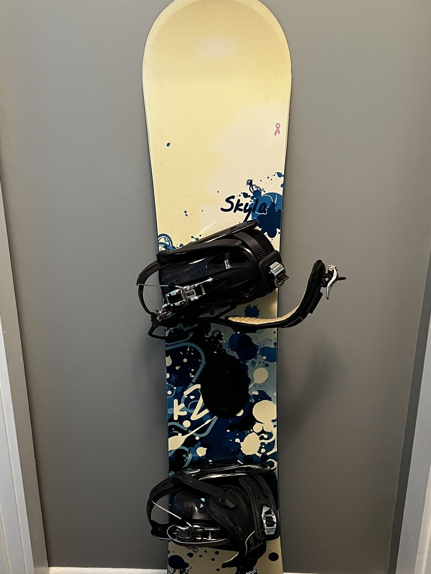 K2 Skyla 146cm Snowboard, K2 Cinch Bindings and Travel Bag