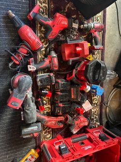 Mixed Milwaukee power tools LOT