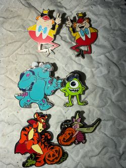 Disney pins