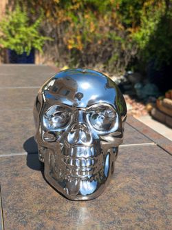 Shiny Chrome Silver Skull Decor Figurine – 6" Tall