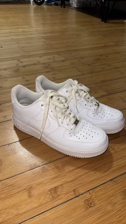 Nike Air Force 1’s SIZE 9 (MEN)