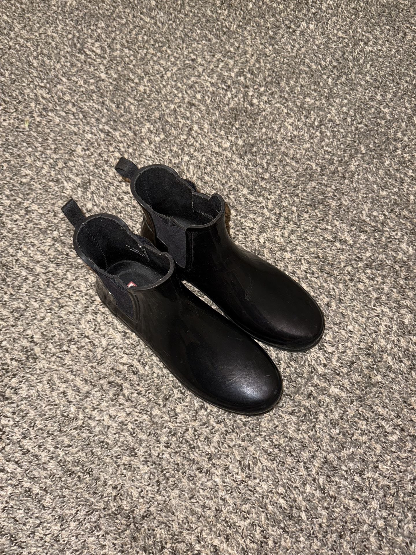 Hunter Sleek Black Rain Boots