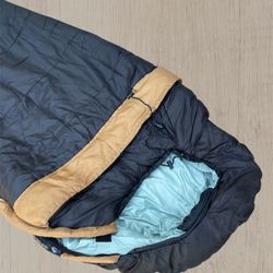 Northwest Territory Fort Knox Zero Degree mummy shell sleeping bag 