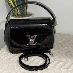 Authentic Louis Vuitton Vernis Pasadena Crossbody Bag