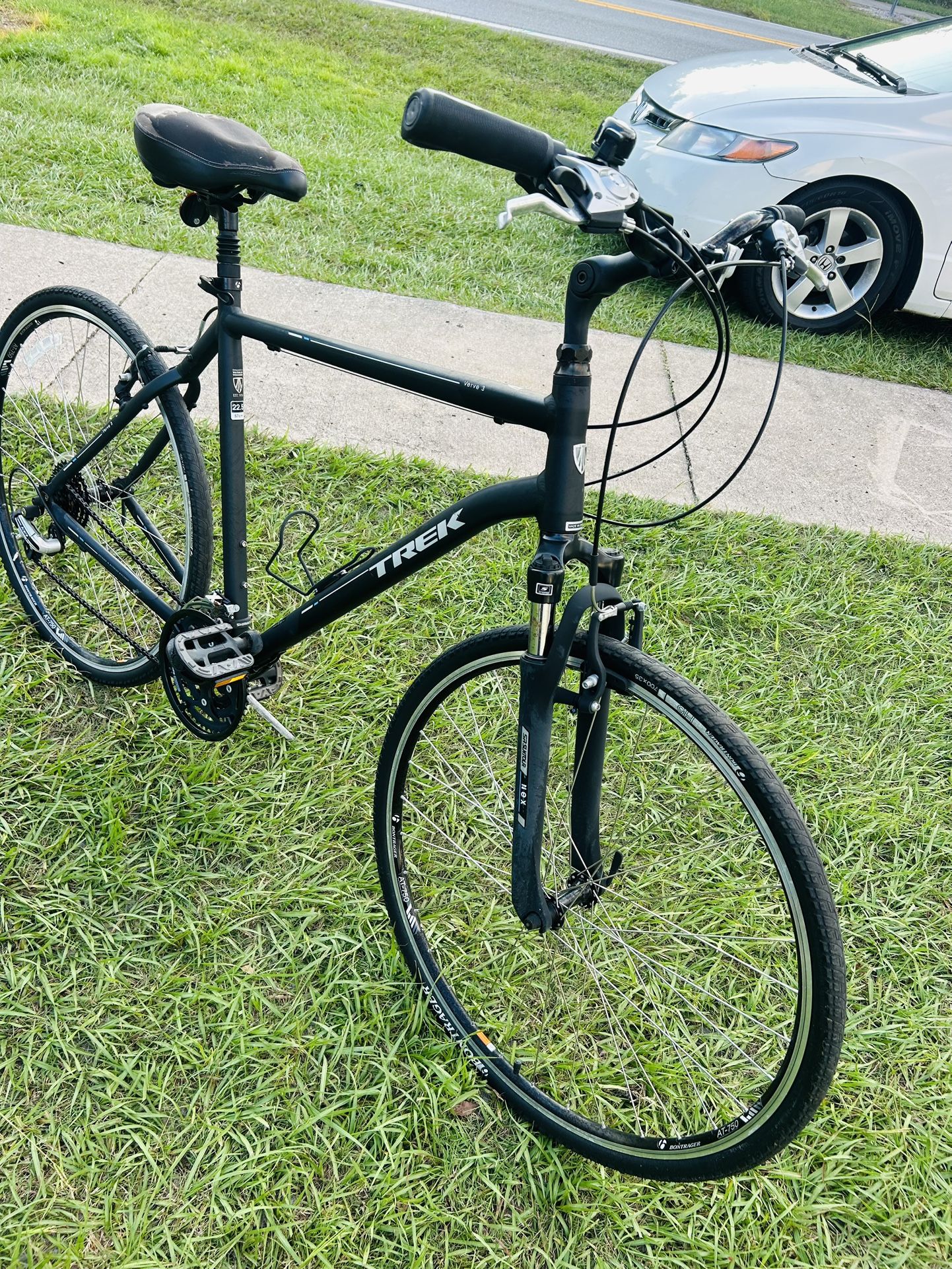 TREK BICYCLE Bicycle TREK Verve The bike is well preserved, little use