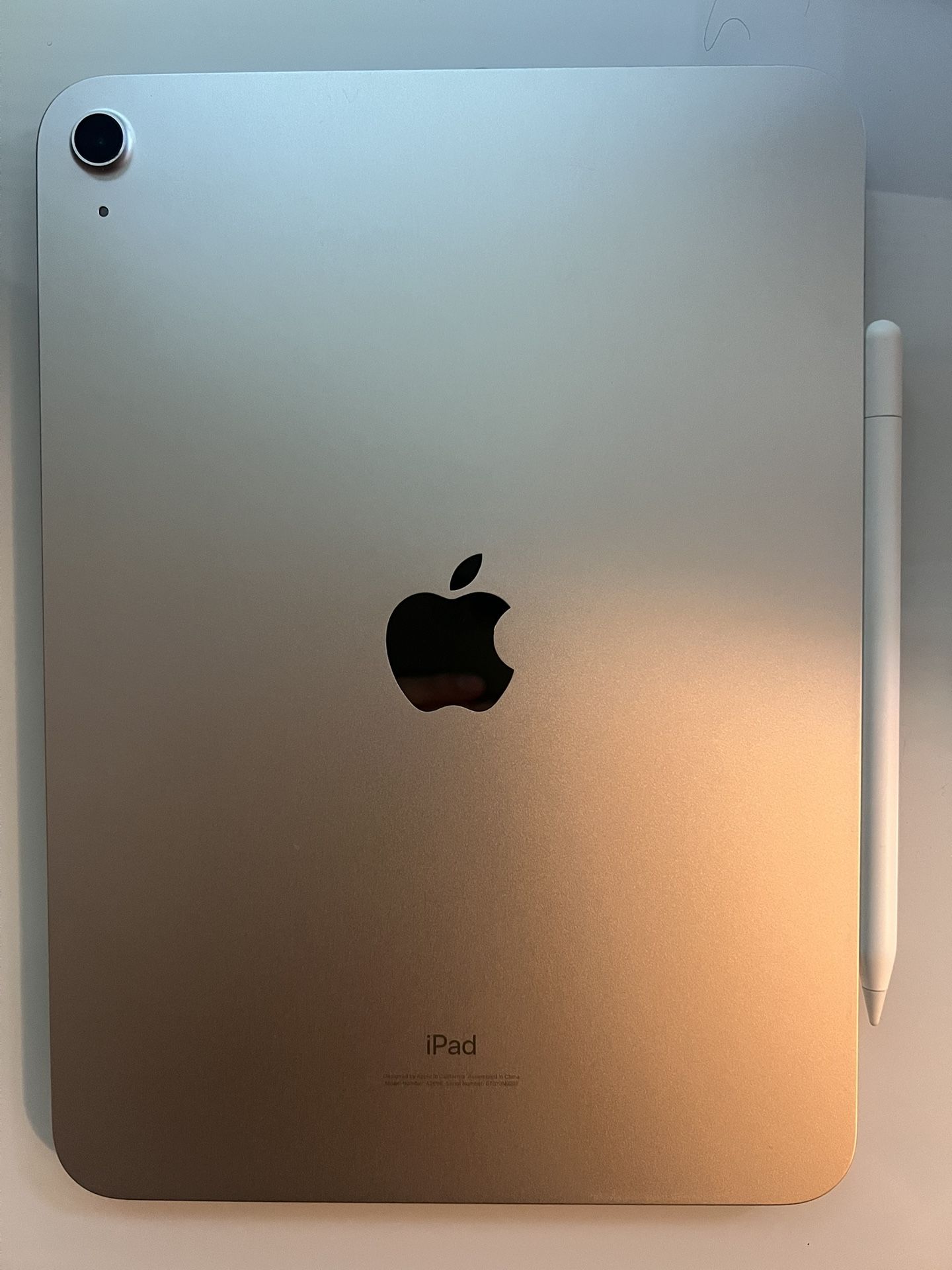 Apple iPad Air + Apple Pencil