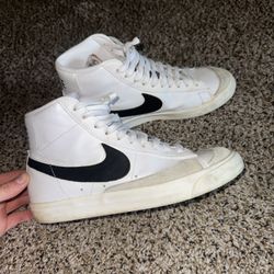 Nike Blazer Mid '77