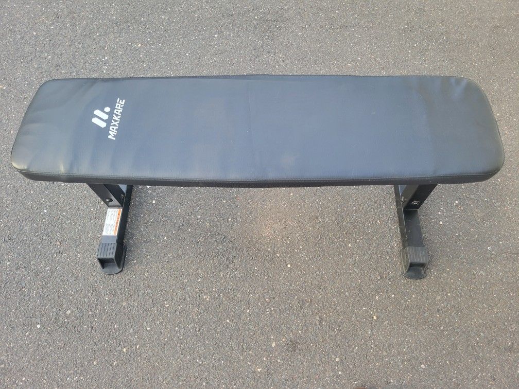 Maxkare Flat Bench