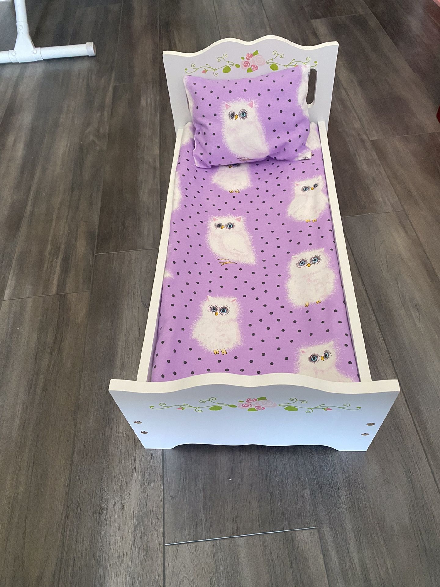 Doll Bed