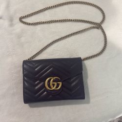Gucci Leather Purse 