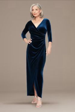 ALEX EVENINGS surplice stretch velvet ruched tulip gown 
