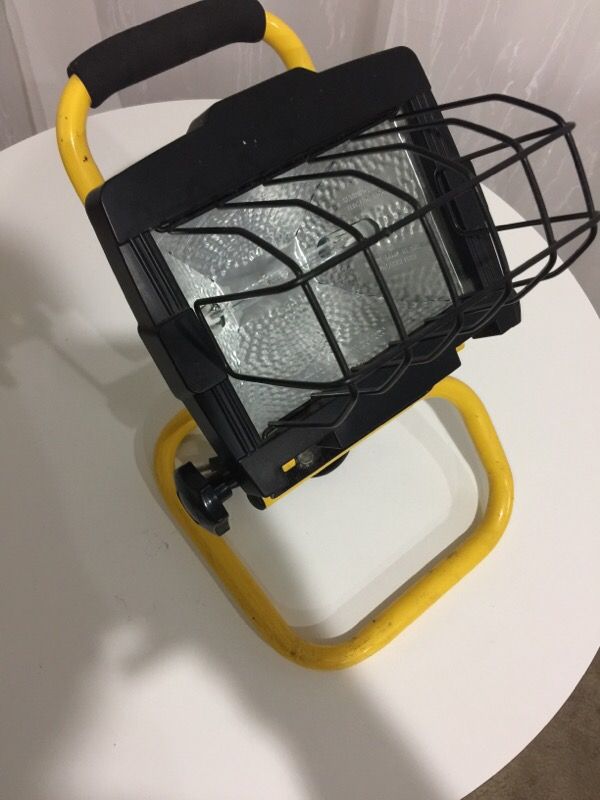 Portable halogen / work light