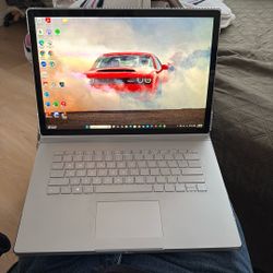 Microsoft Surface Book 2 15”