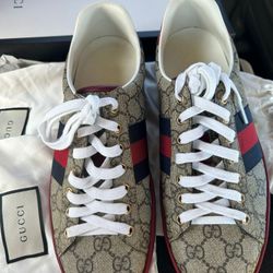 Gucci  Sneakers 