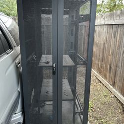 Network Cabinet 