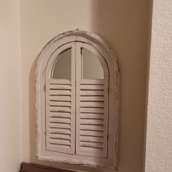 Antique Farmhouse Style Mirror