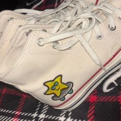 Converse Chuck Taylor High Tops w/ Patches – Size 3.5 Men / 5.5 Women