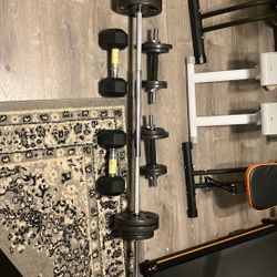 100 Lbs Lifting Set That Also Can Convert Into Small Bumbells With 2 Extra 20 Lbs Each Dumbbells Included