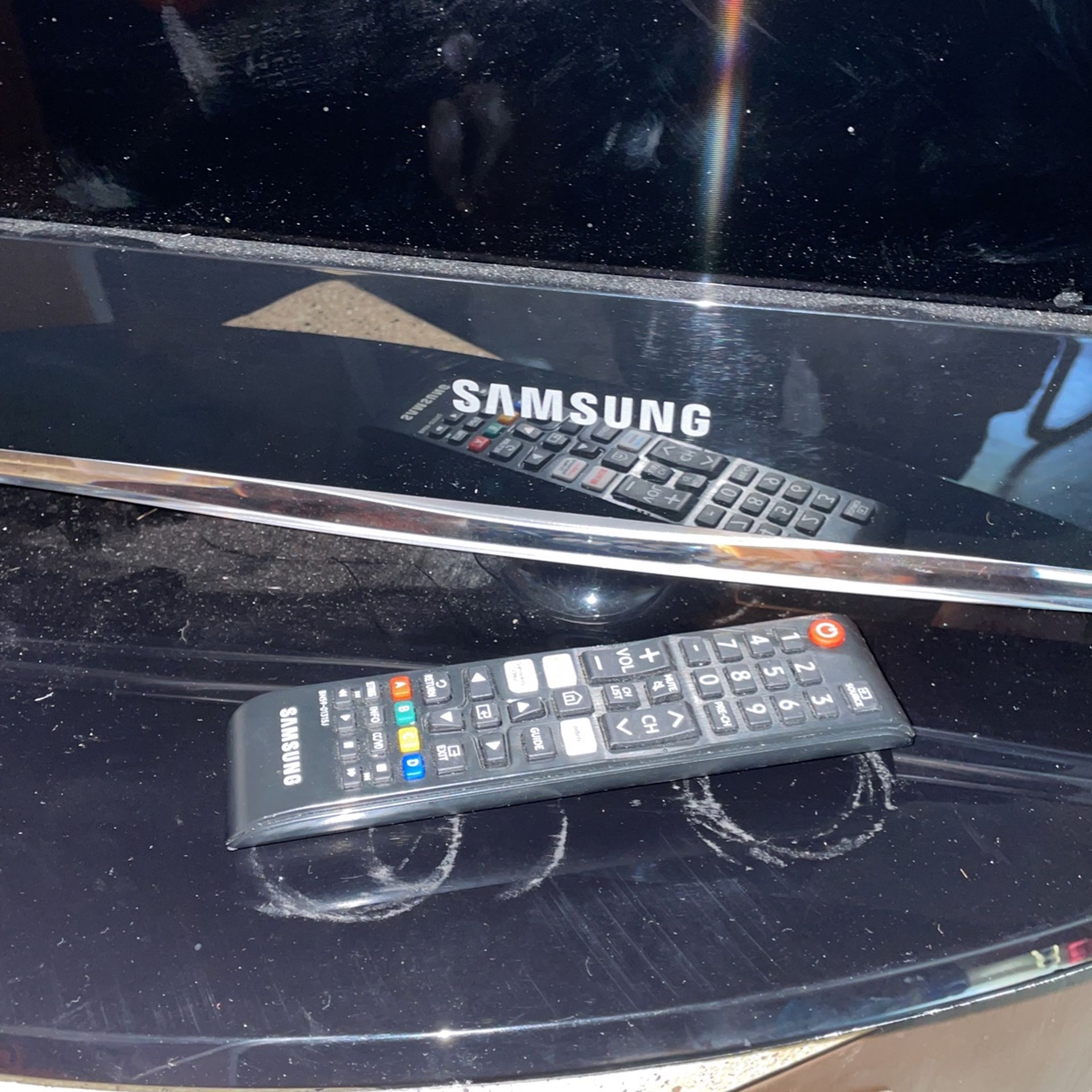 40” Samsung Tv