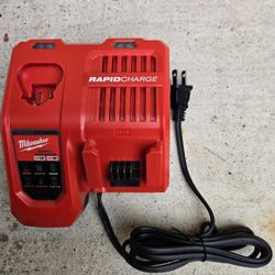Milwaukee 18v Rapid Charger Brand New 