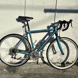 Cannondale CAAD R800 Road Bike Medium