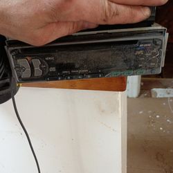 Detachable face radio for car