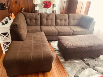 Modular sectional sofa + Ottoman