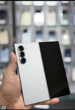 Samsung Galaxy z fold 6