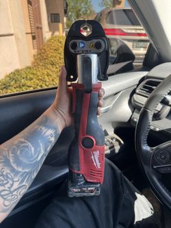 M12 Cordless Press Tool / 3/4 Jaw / 3.0 Red Lithium Battery