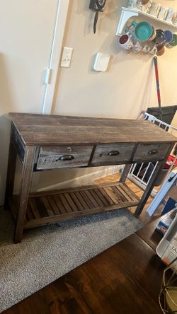 Side table with 3 drawers