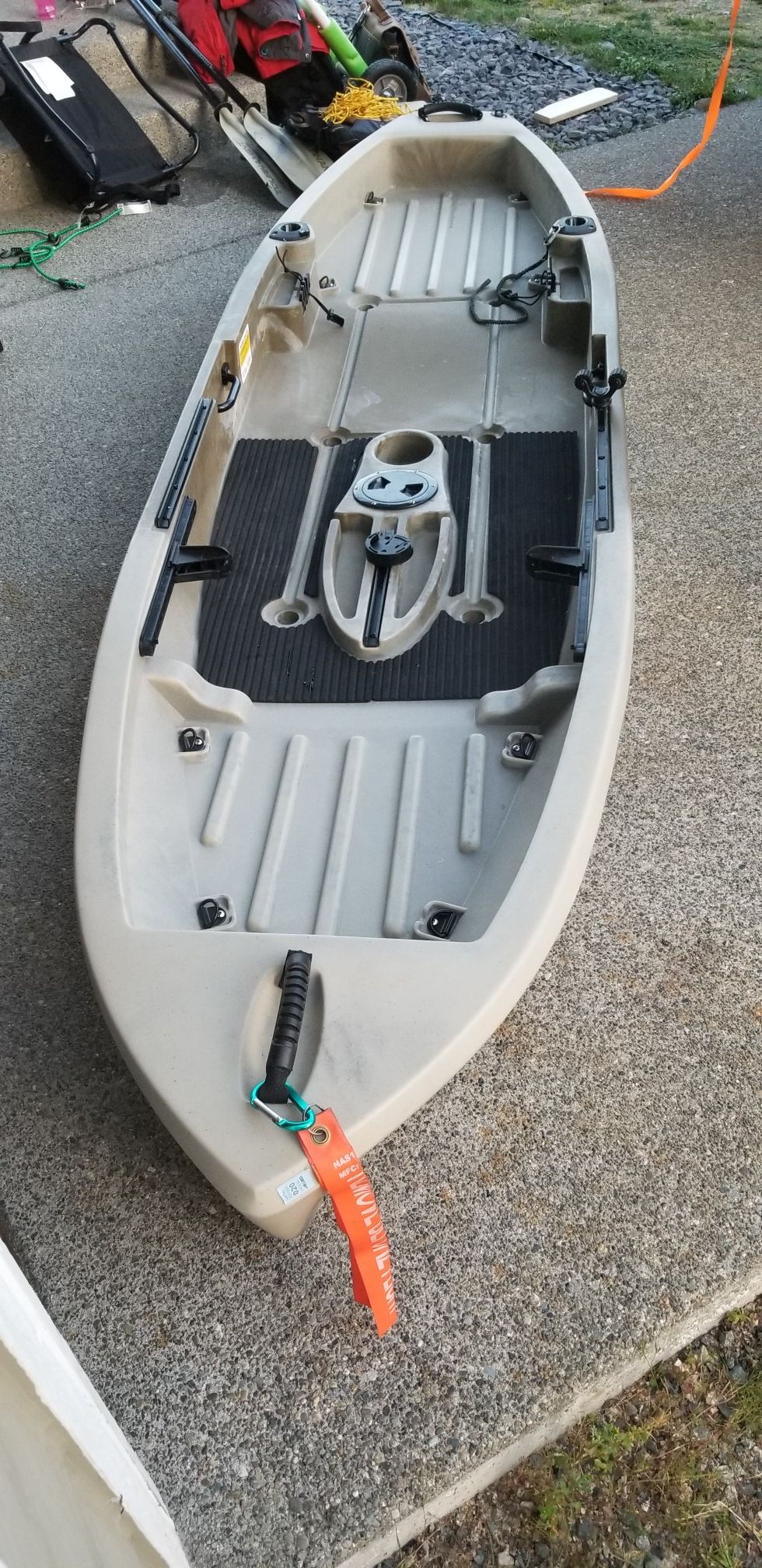 2017 Ascend 10T Fishing Kayak for Sale in Puyallup, WA OfferUp