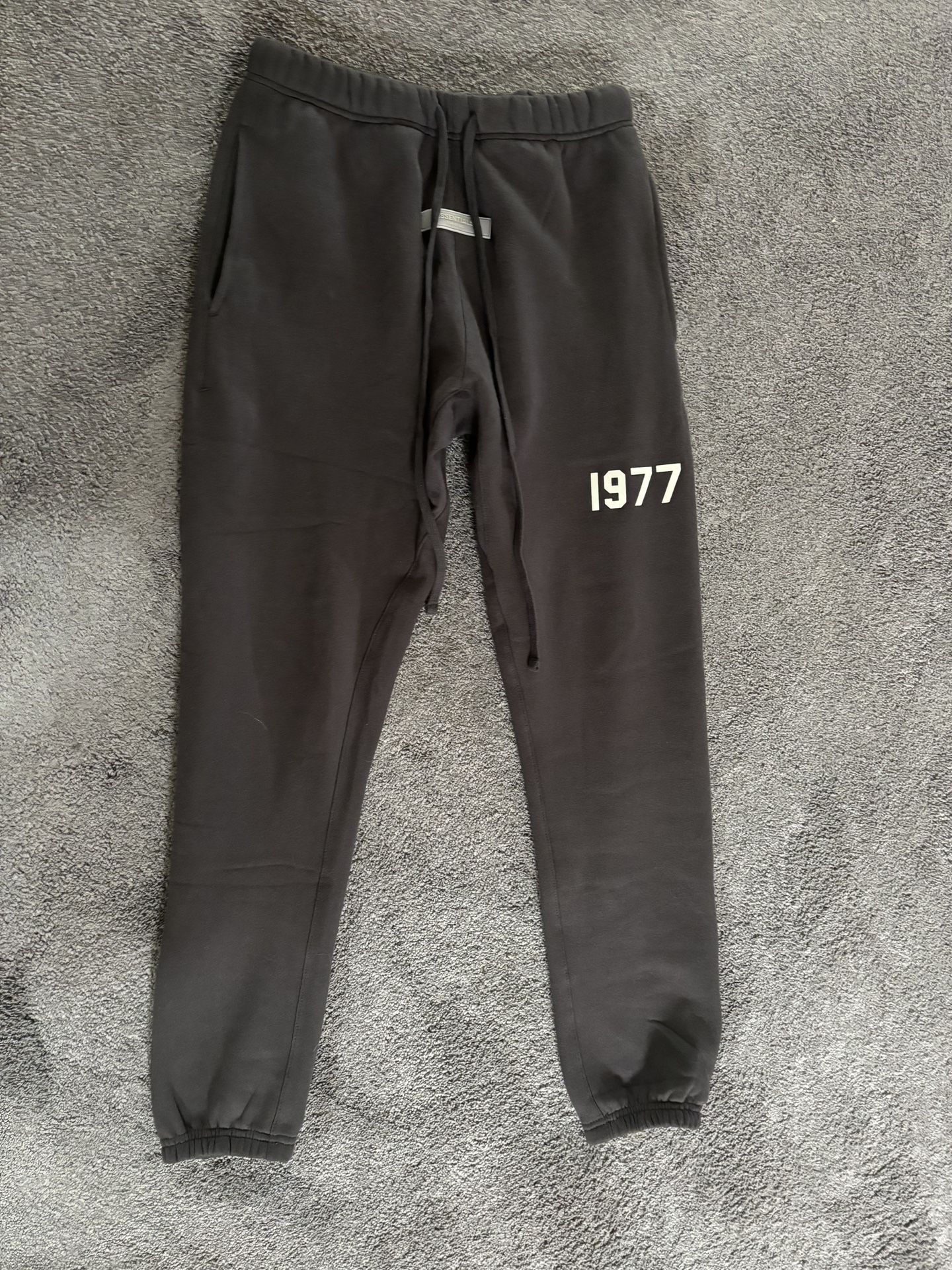 Fear of God Essentials Sweatpants ‘Iron’ / Size Small