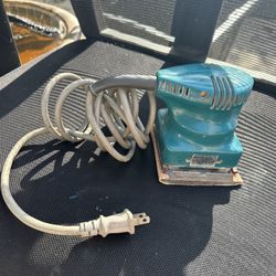 Makita Finish Sander