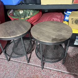 2 End Tables 