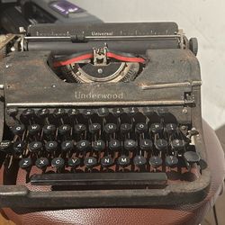 Underwood vintage Typewriter