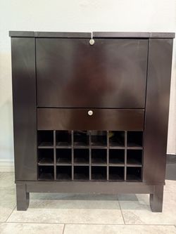 Wine and liquor cabinet
