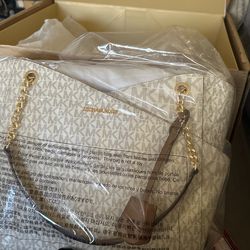 Brand New Mk Bag Never Used In Box