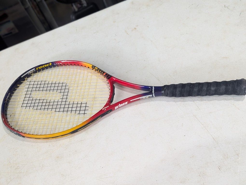 Prince Tennis Racket REACT Lite System 28" XLT system Feather Lite Power needs grip tape NICE

PICK UP IN DEER PARK TEXAS 77536 