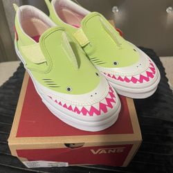 Babyshark Vans 