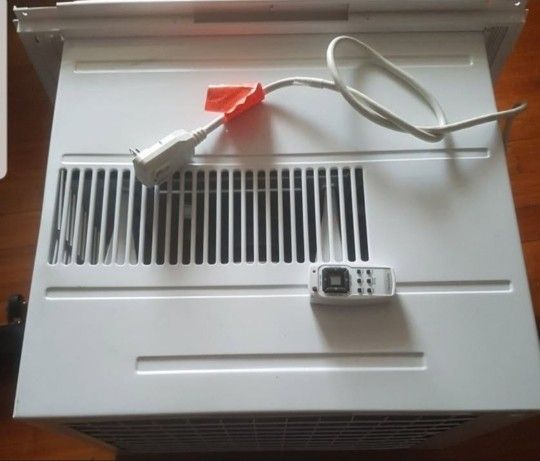 Frigidaire Energy Star 18,000 BTU 230V
