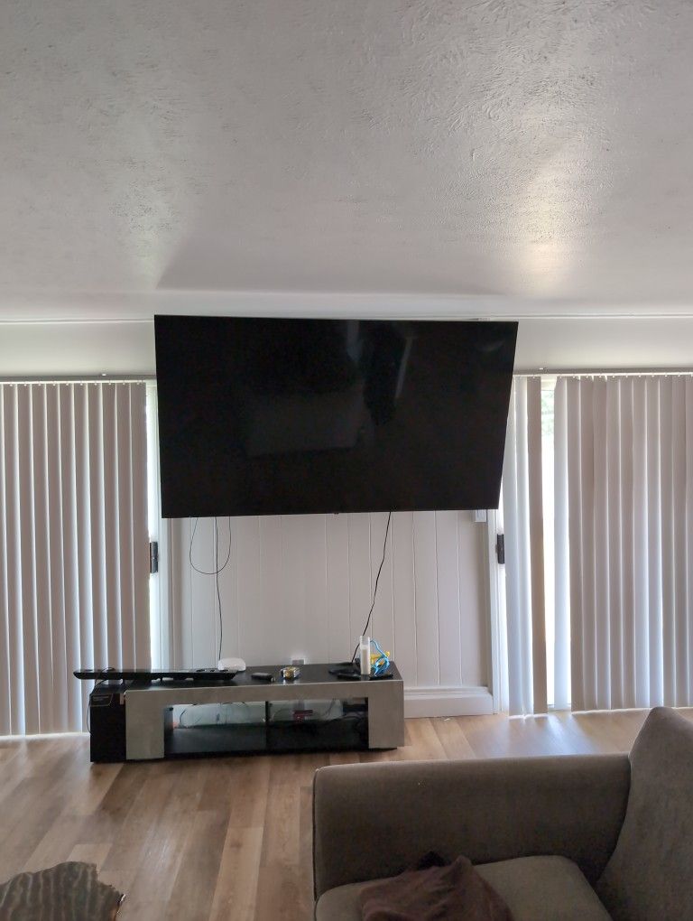 85" Tv
