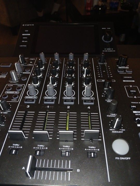 Mixer Dj Denon Dj Sc Live 4 