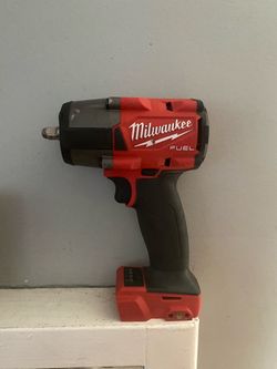 Milwuakee M18 FUEL GEN-2 18V Lithium-Ion Mid Torque Brushless Cordless 3/8 in. Impact Wrench